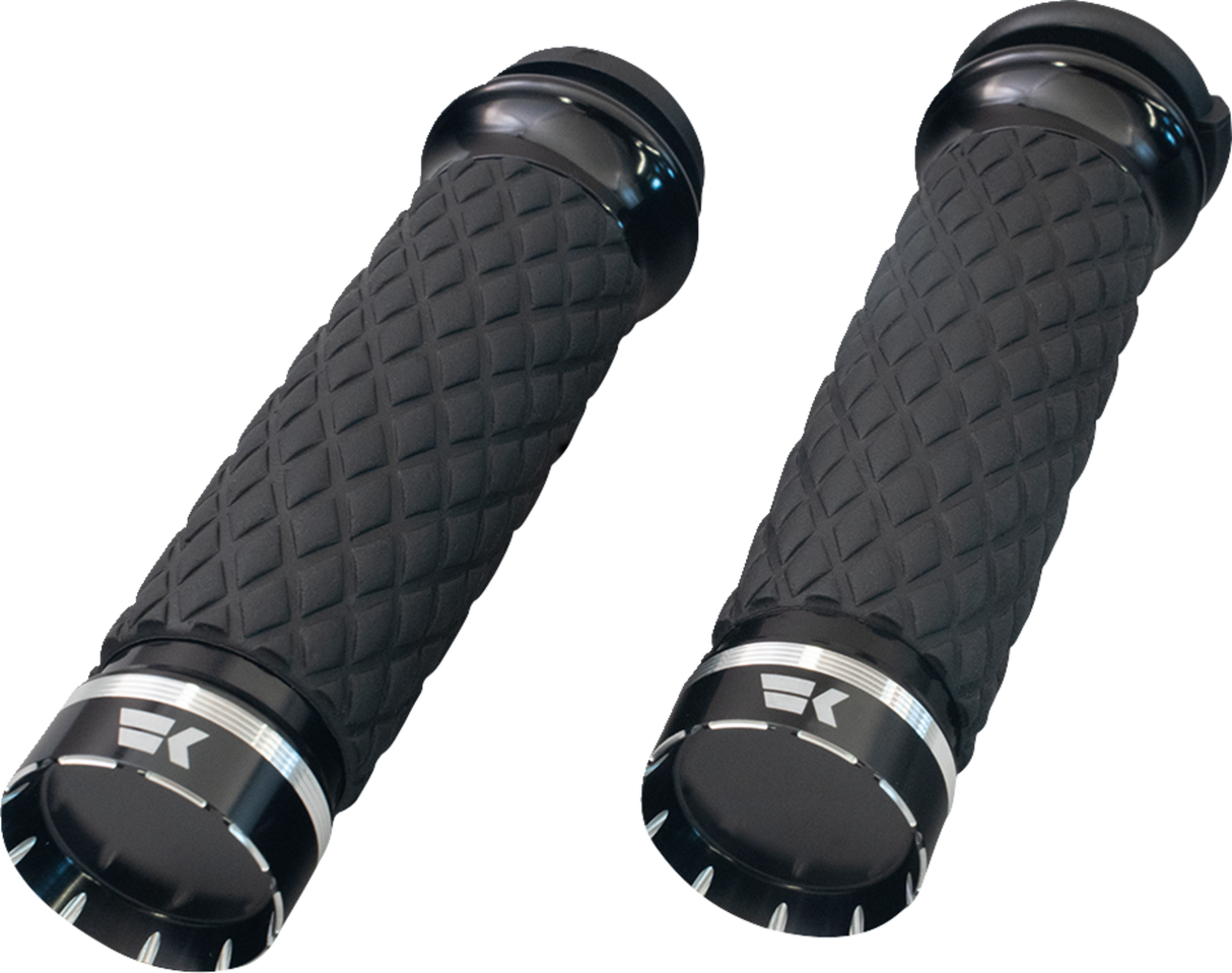 Tracer Grips - Custom Contour - Diamond - Black 2008 - 2024