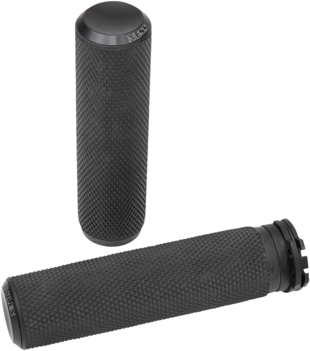 Grips - Knurled - Cable - Black 1976 - 2022