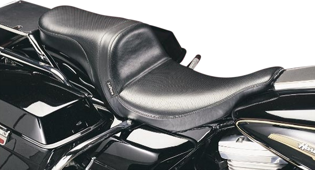 Daytona 2-Up Seat - Without Backrest - Smooth - Black - FLH/FLT \'02-\'07 2002 - 2007