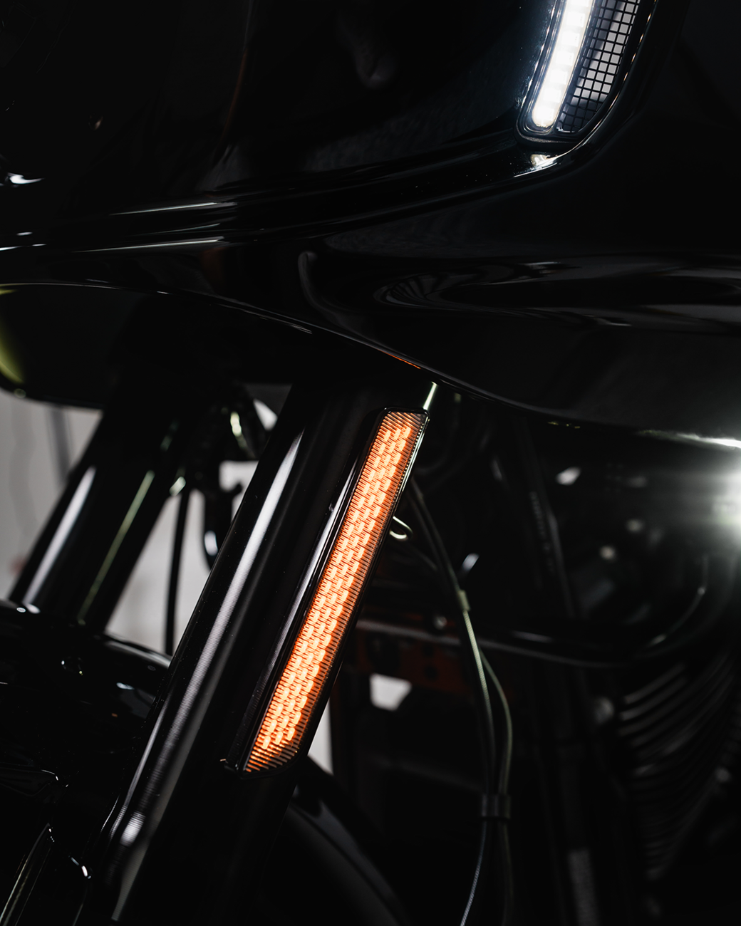 LED Fork Reflector - Smoke 2022 - 2024
