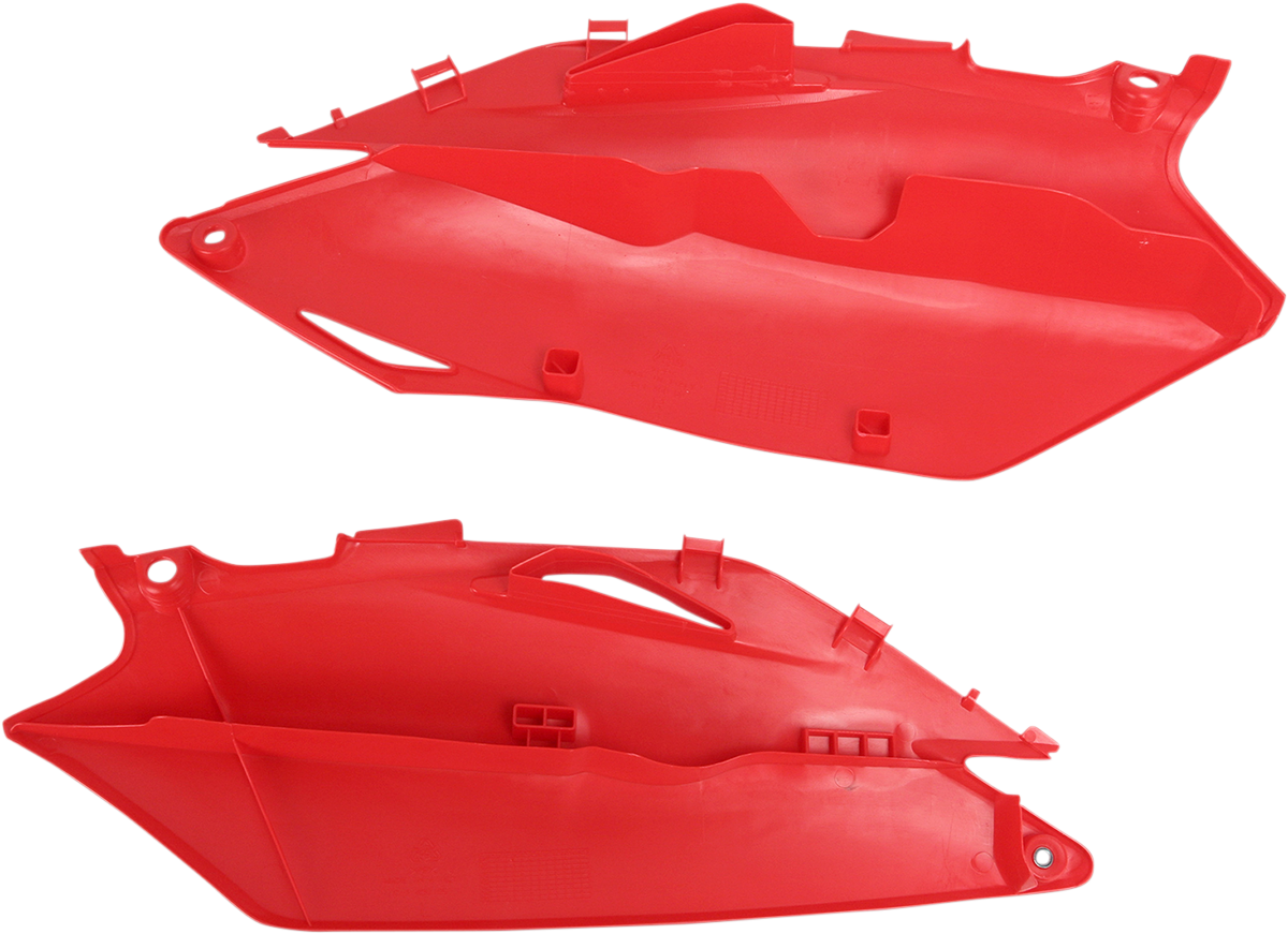 Side Panels - Red 2009 - 2013