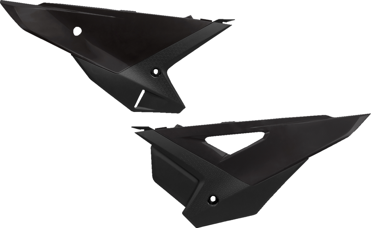 Side Panels - Black 2025 - 2025