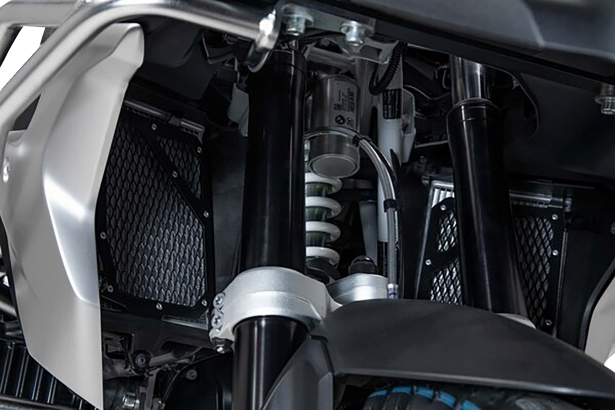 Radiator Guard - Black - BMW 2016 - 2023