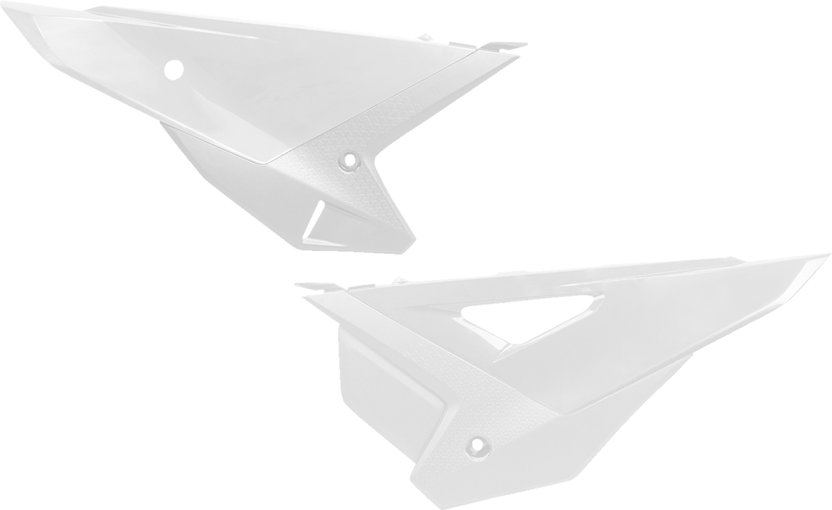 Side Panels - White 2025 - 2025