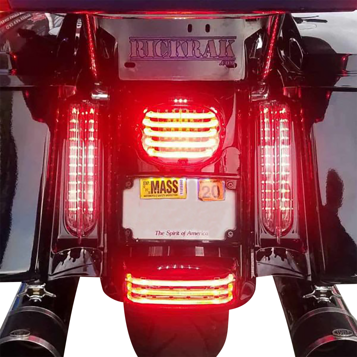 Filler Panel Bracket - Ultra 2009 - 2013