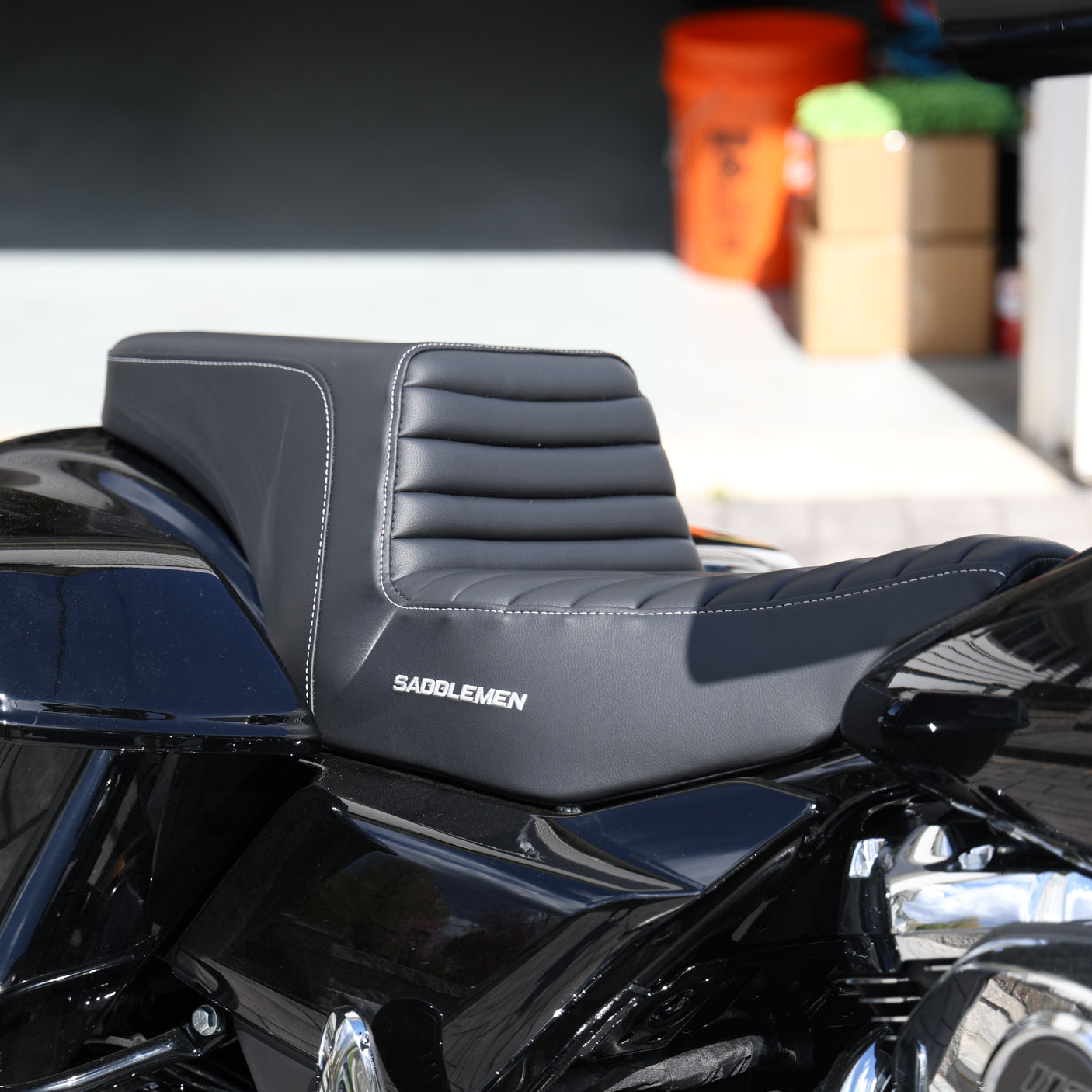 Saddlemen step up seat Tuck n roll silver stitching and logo for 2024 Touring