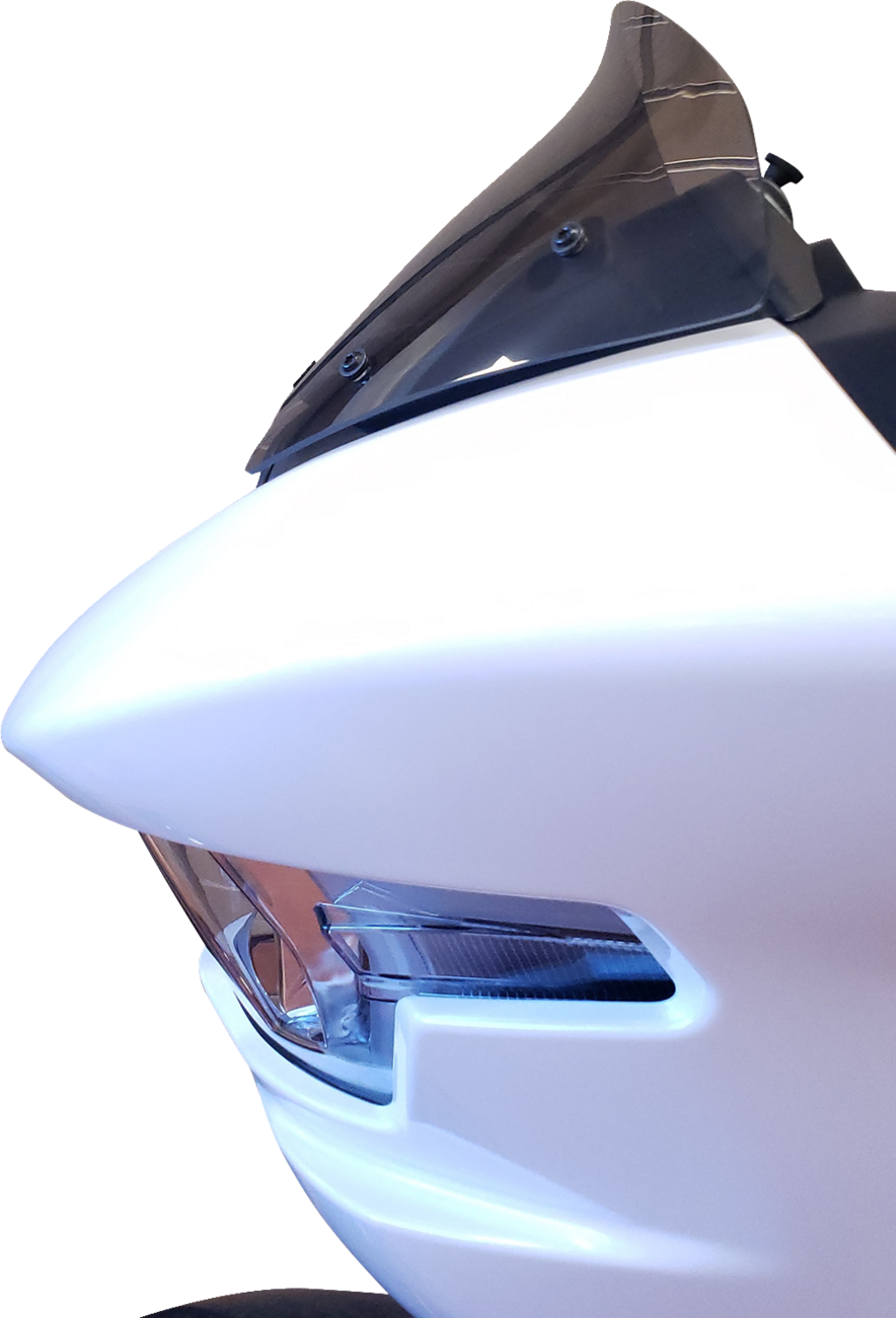 Windshield - 9-1/2\" - Light Smoke - FLTRX/SE/STSE 2023 - 2024