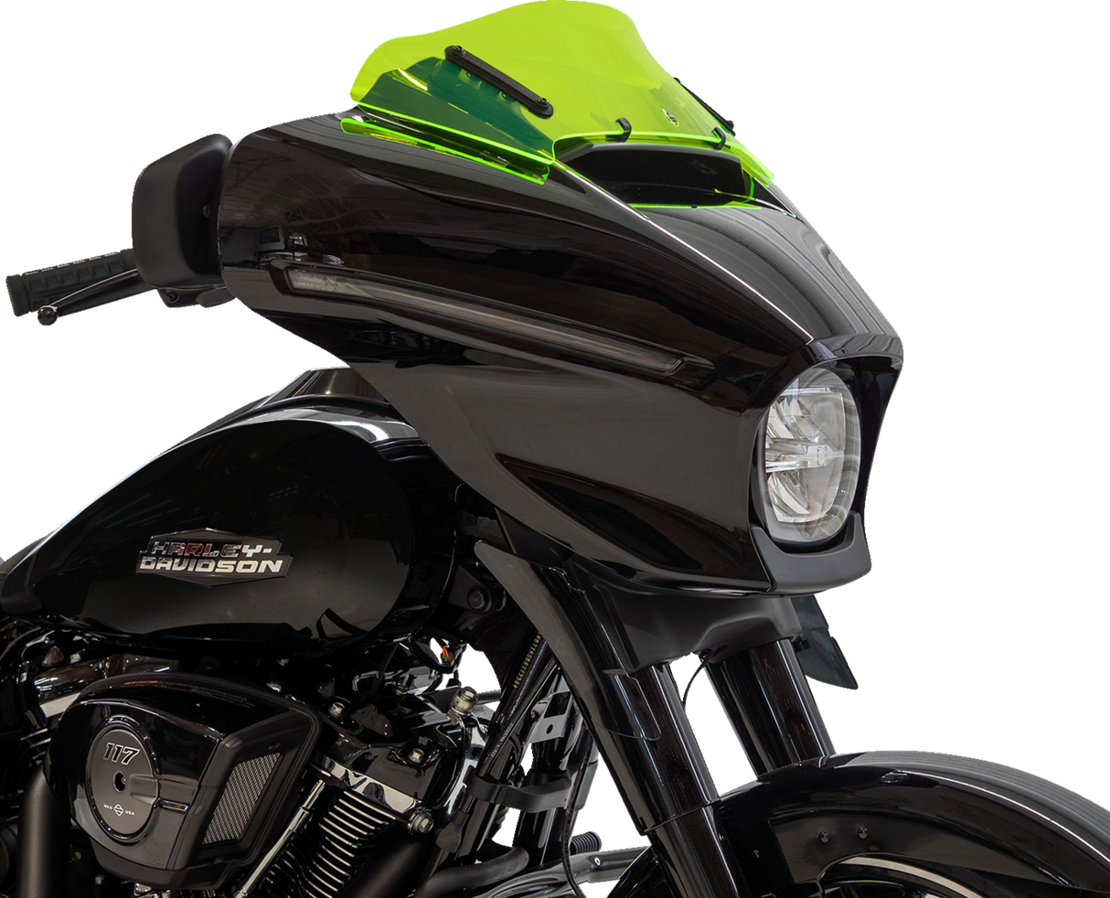 Kolor Flare™ Windshield - 6-1/2\" - Green Ice - FLHX 2023 - 2025