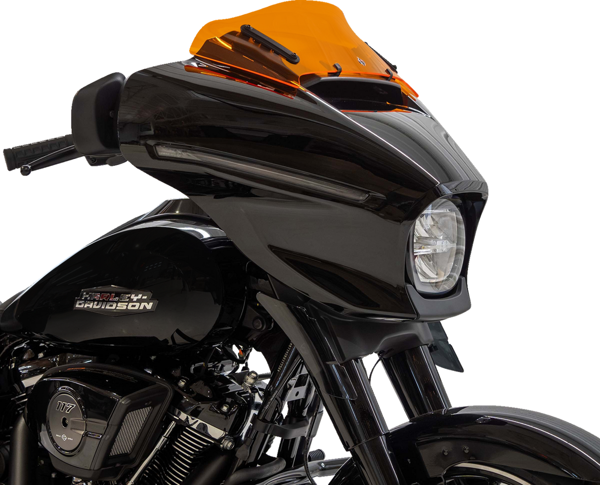 Kolor Flare™ Windshield - 6-1/2\" - Orange - FLHX 2023 - 2025