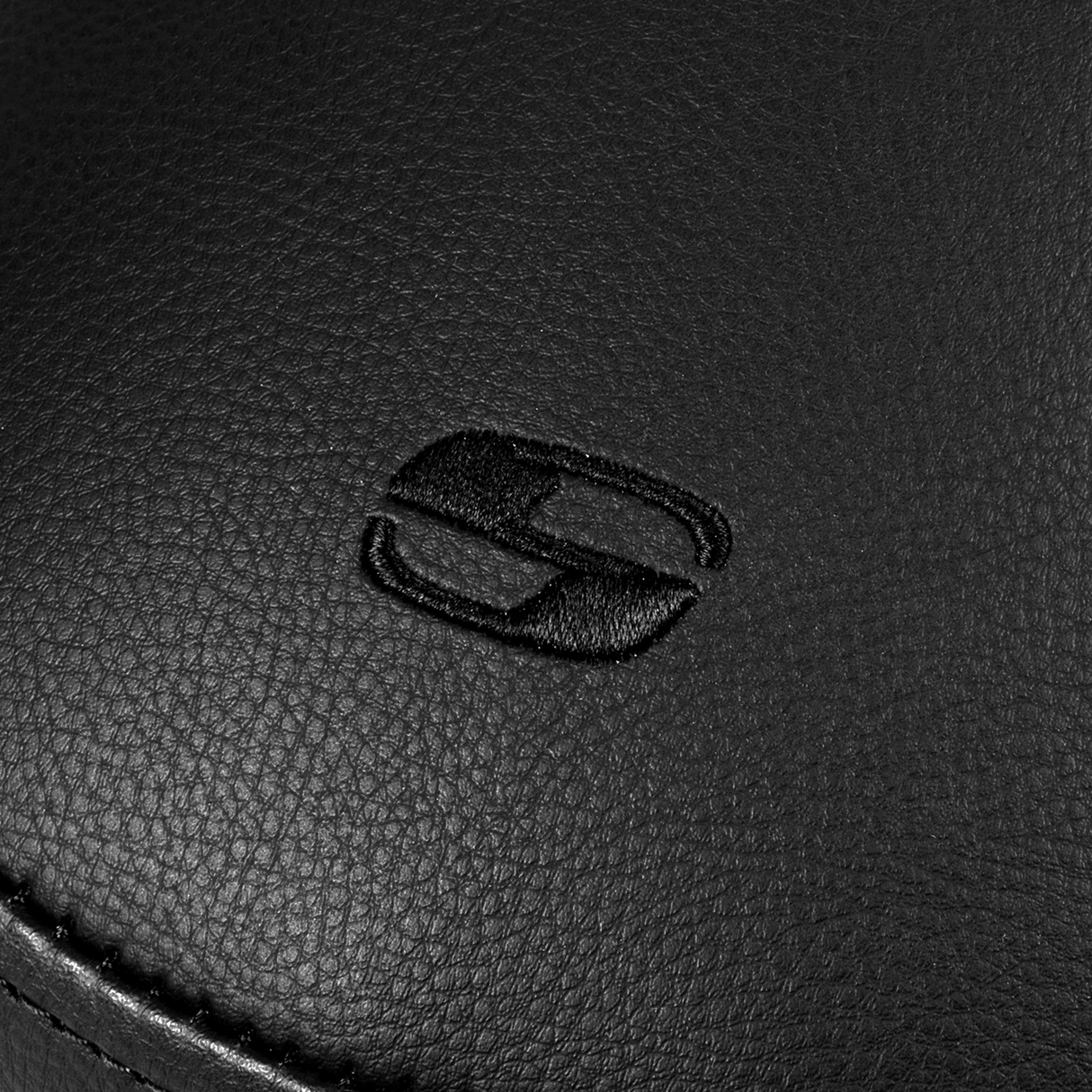 Seat - Profiler™ - Black - Smooth - Dyna \'06-\'17 2006 - 2017