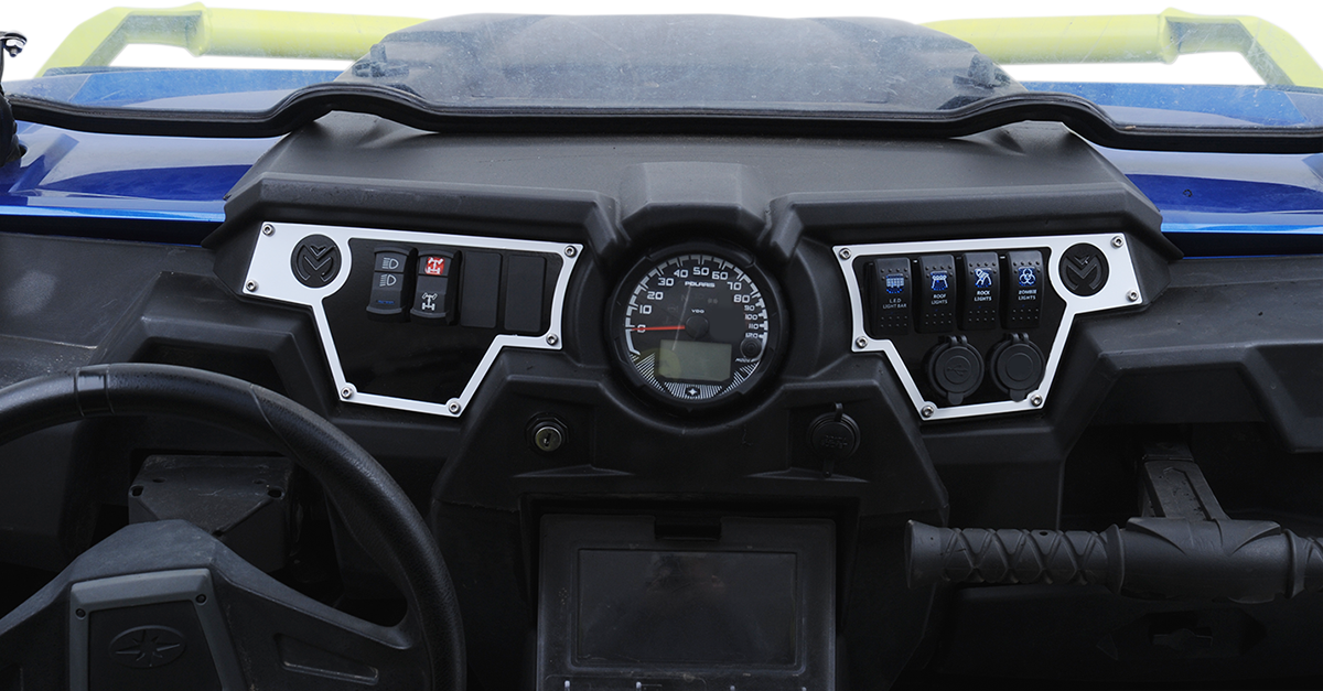 Dash Plate - Large - Right - White 2015 - 2019