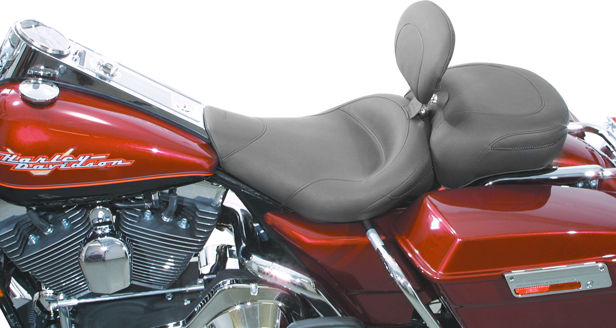 Wide Solo Seat - With Backrest - Vintage - Black - Smooth - Road King \'97-\'07 1997 - 2007
