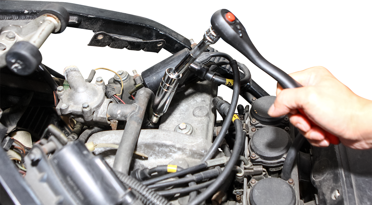 Spark Plug Socket - Joint/Magnetic - 3/8\"