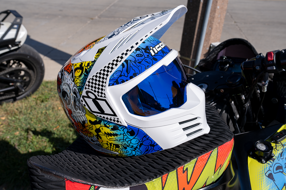 Elsinore™ Helmet - Doodle 3 - White - XL