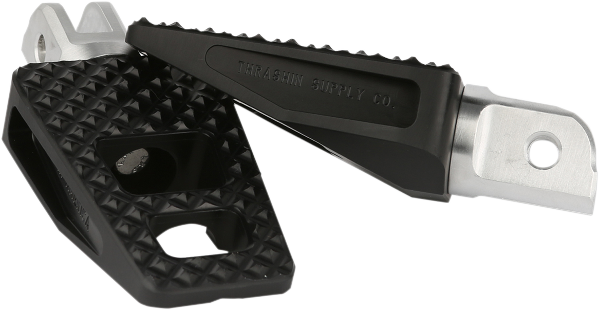 Front P-54 Footpegs - Black - Softail 2018 - 2019