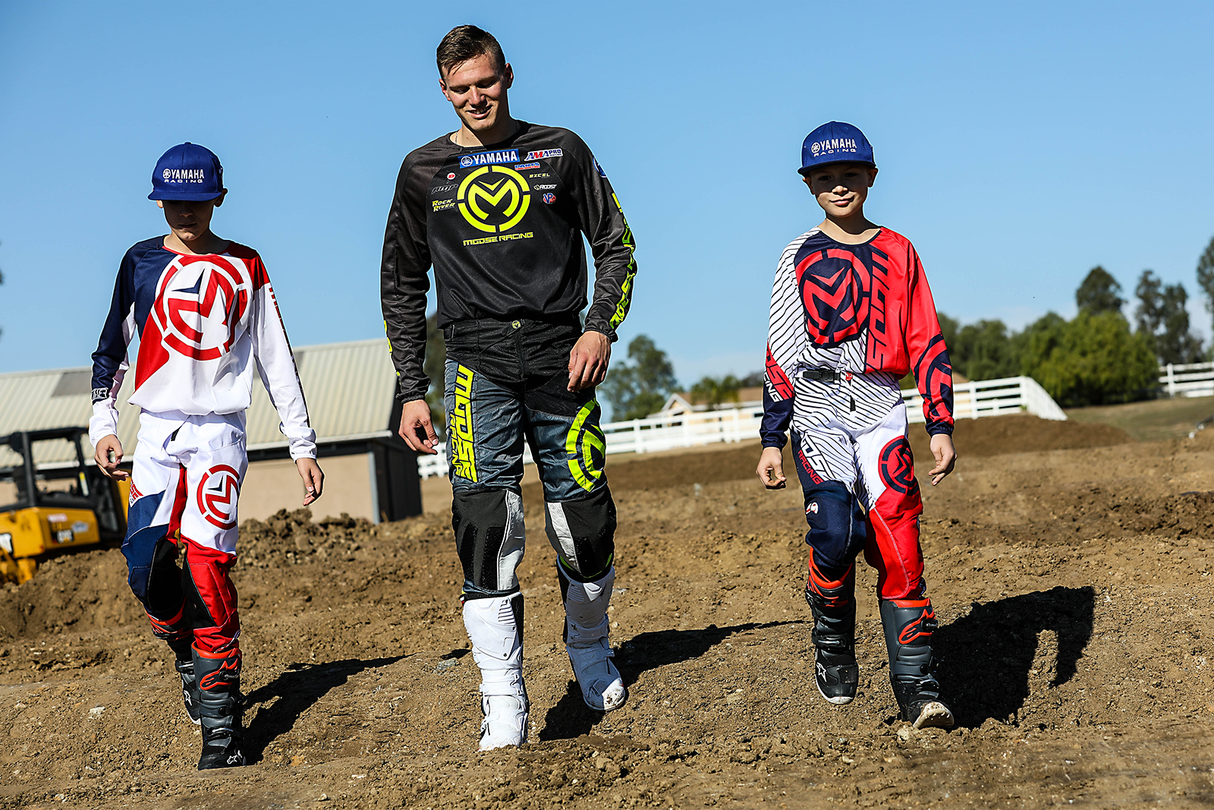 Youth Tech 7S Boots - Black/Gray - US 4