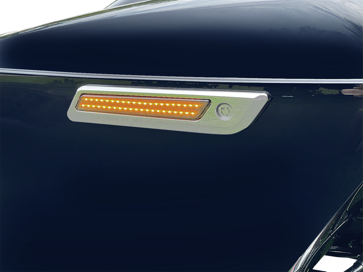 Latch Light - Saddlebag - Dual Color - Smoke - Chrome 2014 - 2024