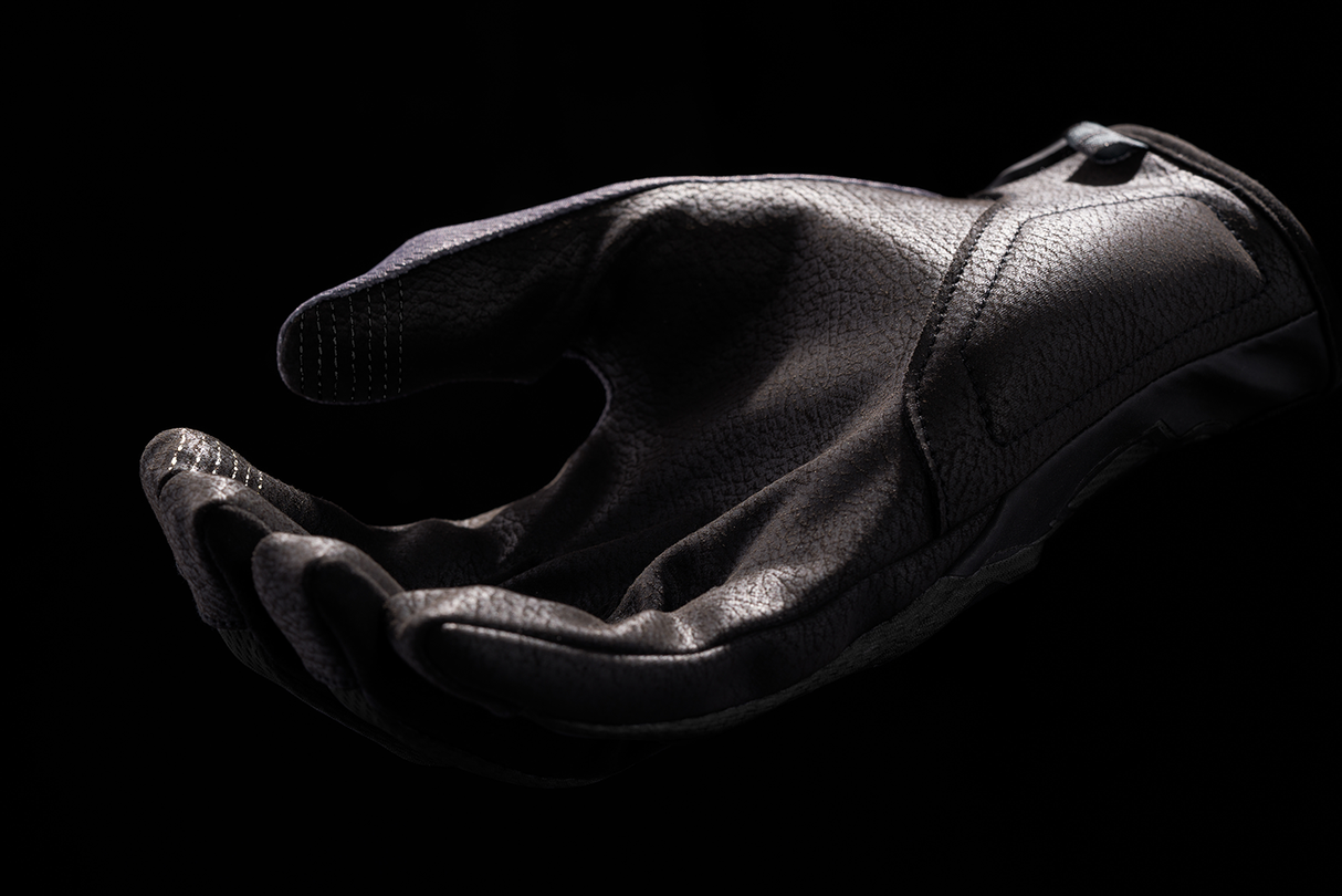Hooligan™ CE Gloves - Dark Camo - Small