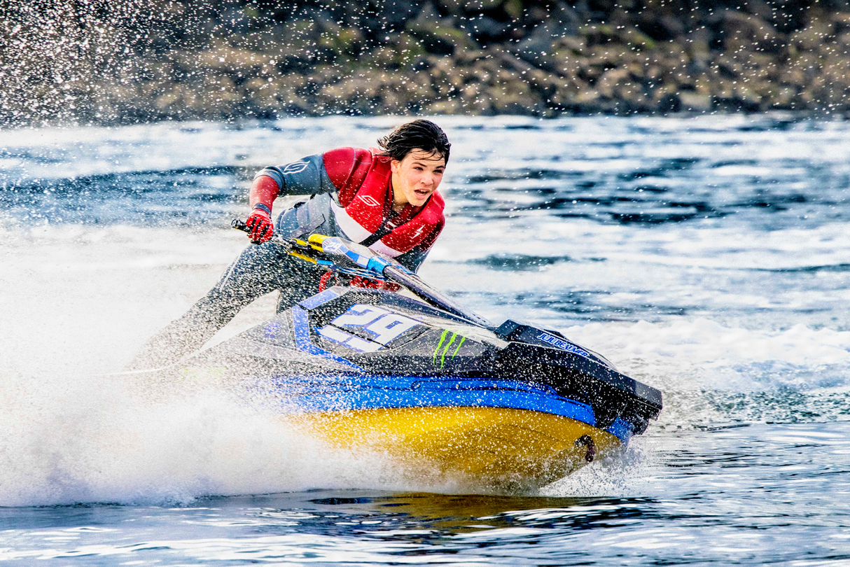 Surge Neo Vest - Charcoal/Red - XS