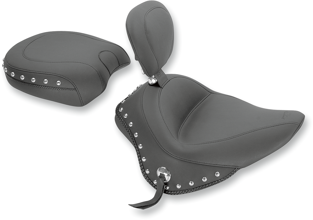 Wide Solo Seat - With Backrest - Black - Studded W/Concho 2011 - 2017