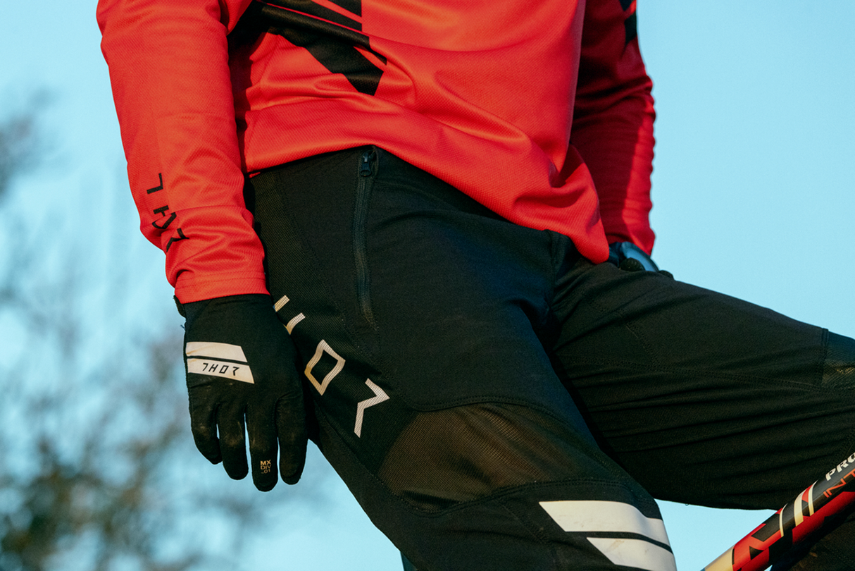 Assist Sting Long-Sleeve Jersey - Red - Small