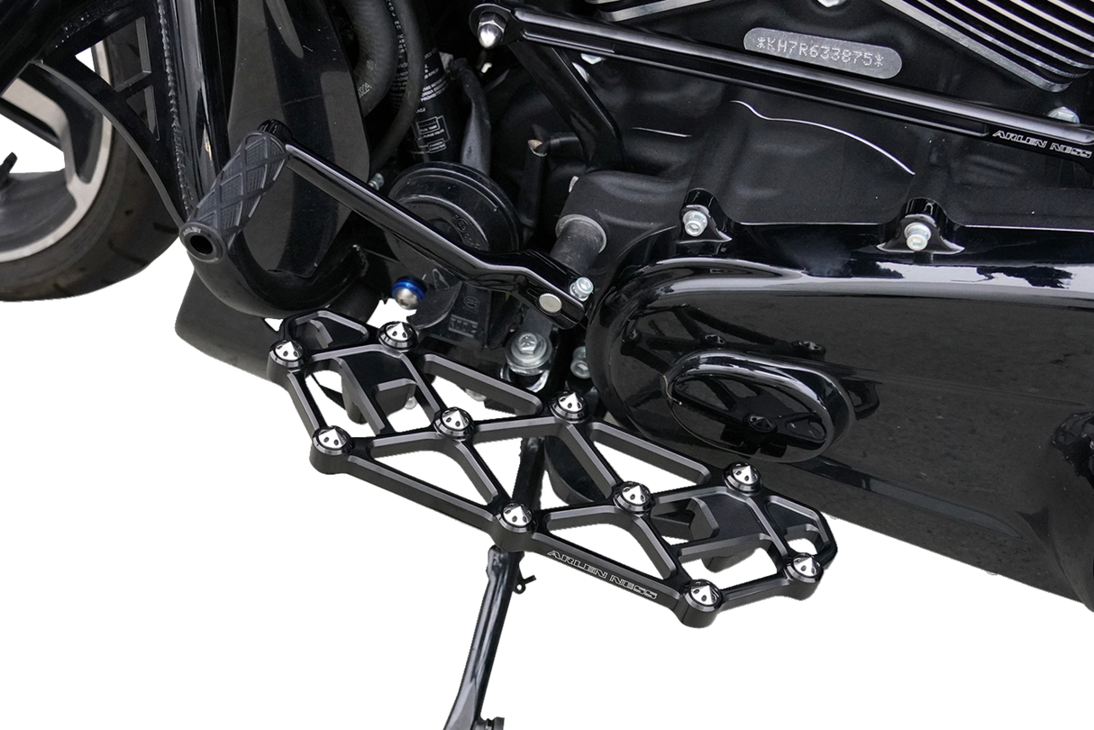 Diamond Floorboards - Driver - Black 1982 - 2025