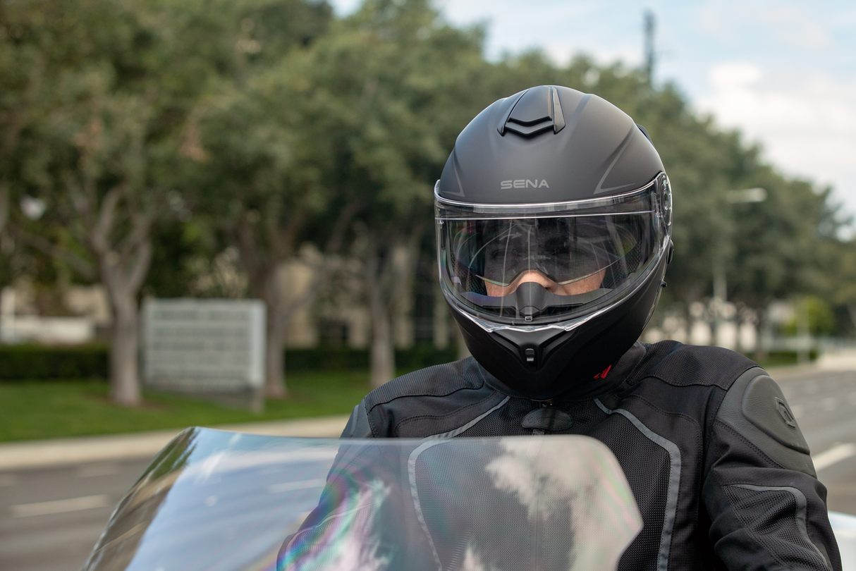 Outrush R Helmet - Black - Medium