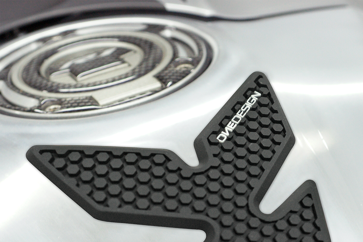 Tank Pad - Tire - Black