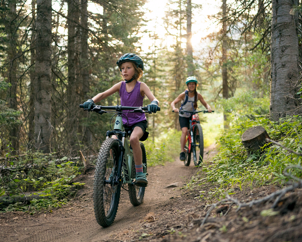 Youth Chakra Plus Helmet - Pyramid - Matte Black