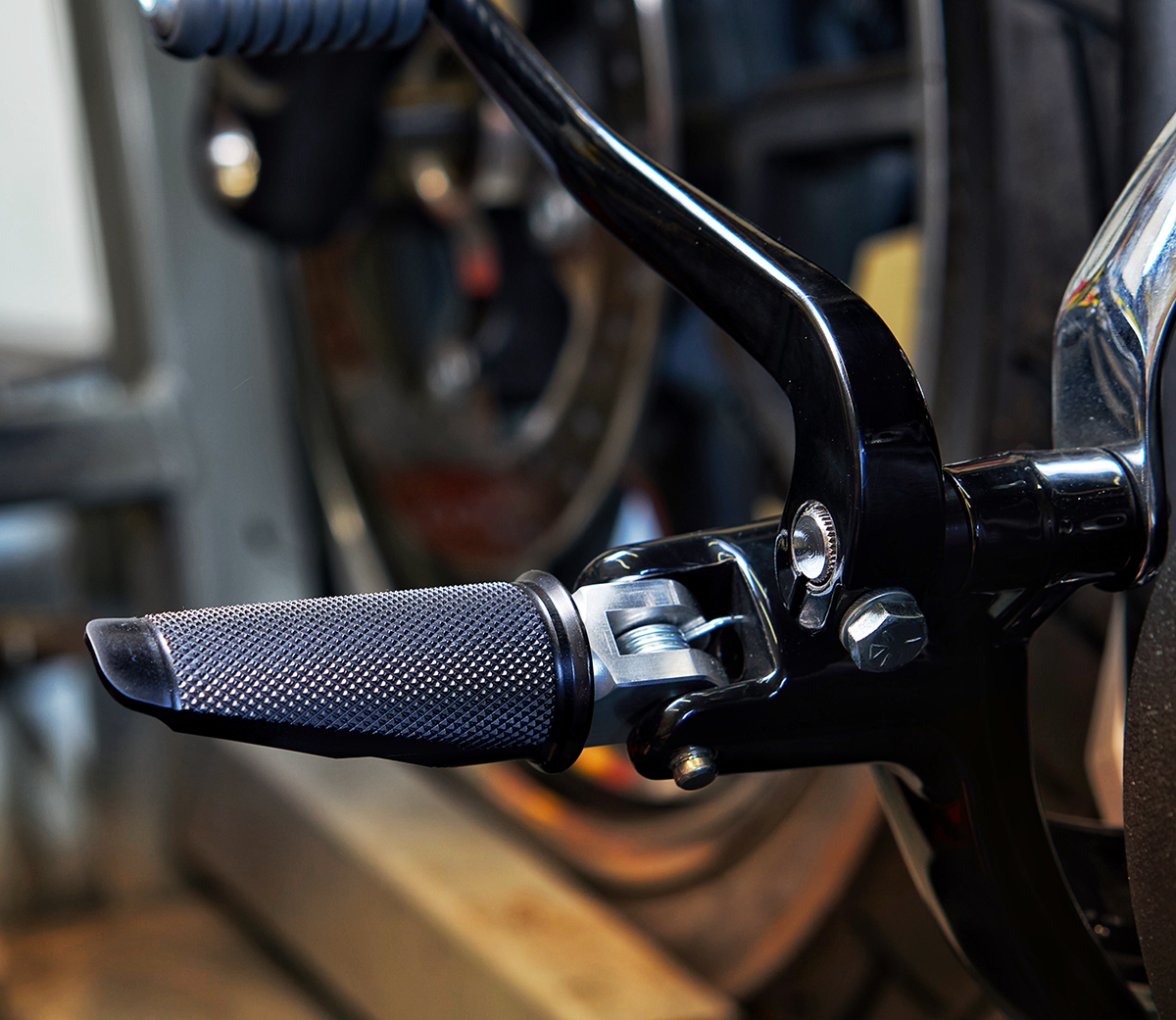 Footpegs - Black 2017 - 2021