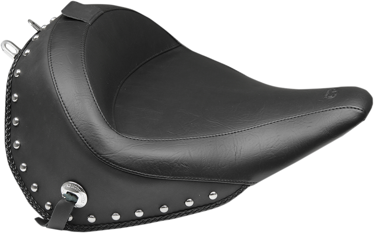 Wide Solo Seat - With Backrest - Black - Studded W/Concho 2016 - 2017