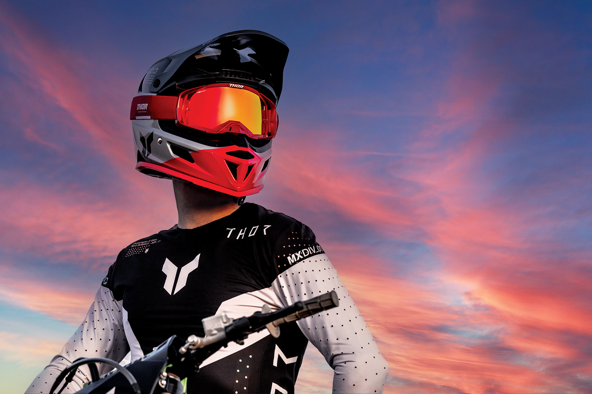 Reflex Sport Helmet - Strike - MIPS® - Black/Red - XL